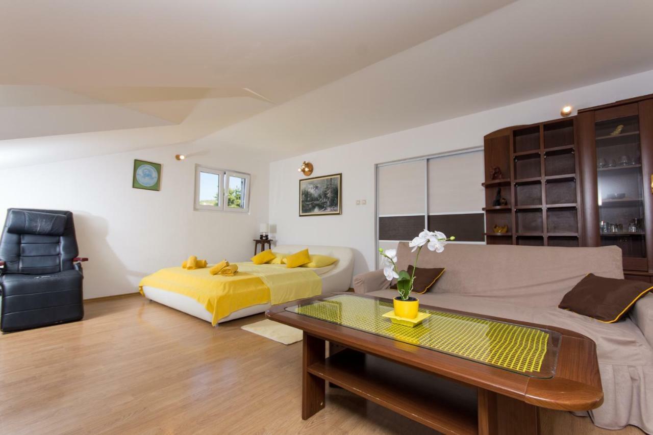 Apartmani Zana Okrug Gornji Zewnętrze zdjęcie